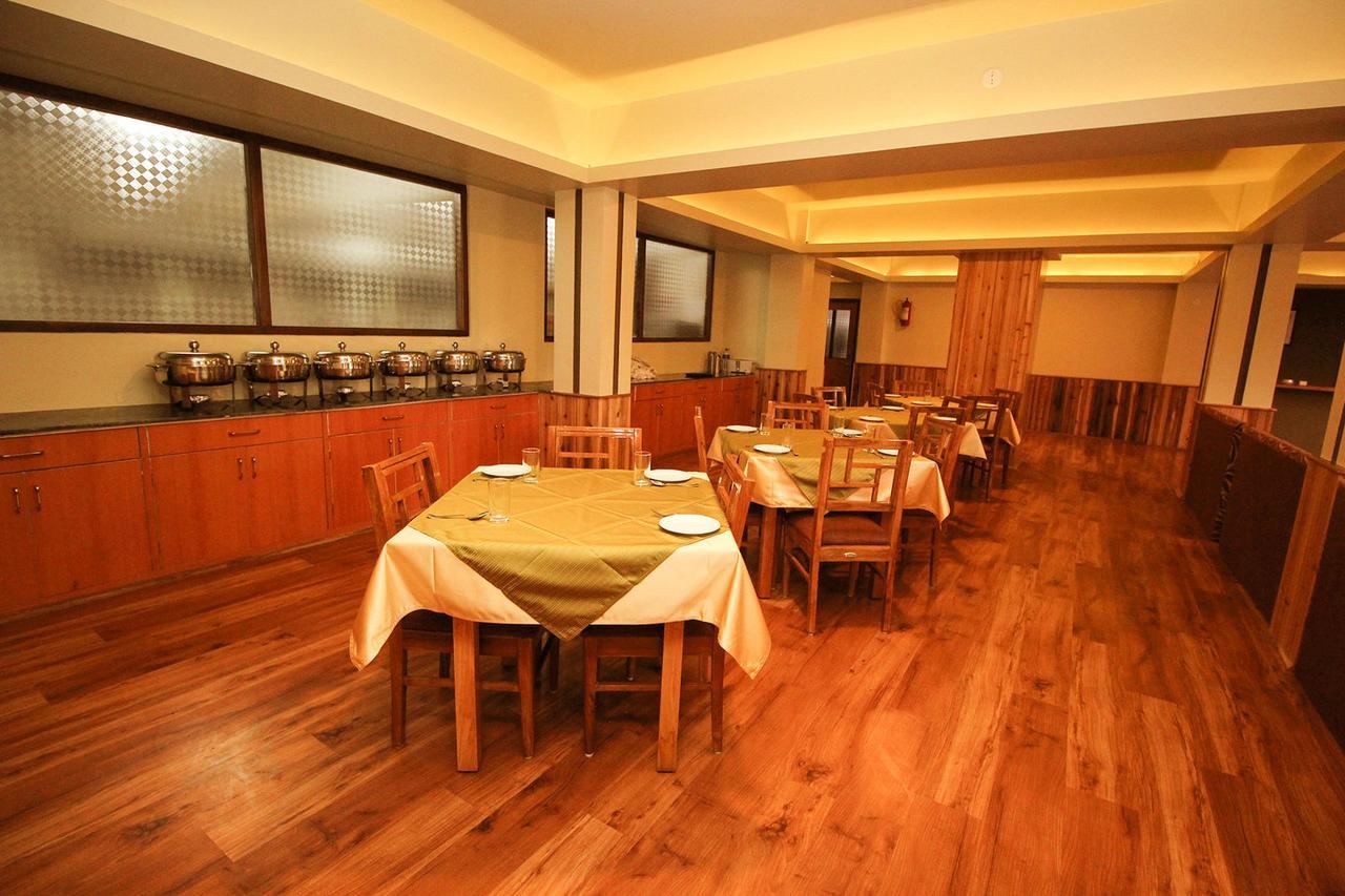 Hotel Tarayana Grand Gangtok Buitenkant foto