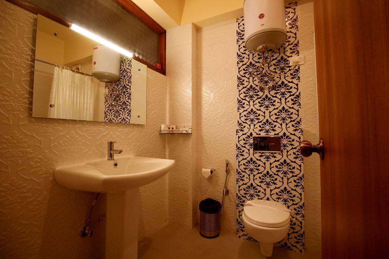 Hotel Tarayana Grand Gangtok Buitenkant foto