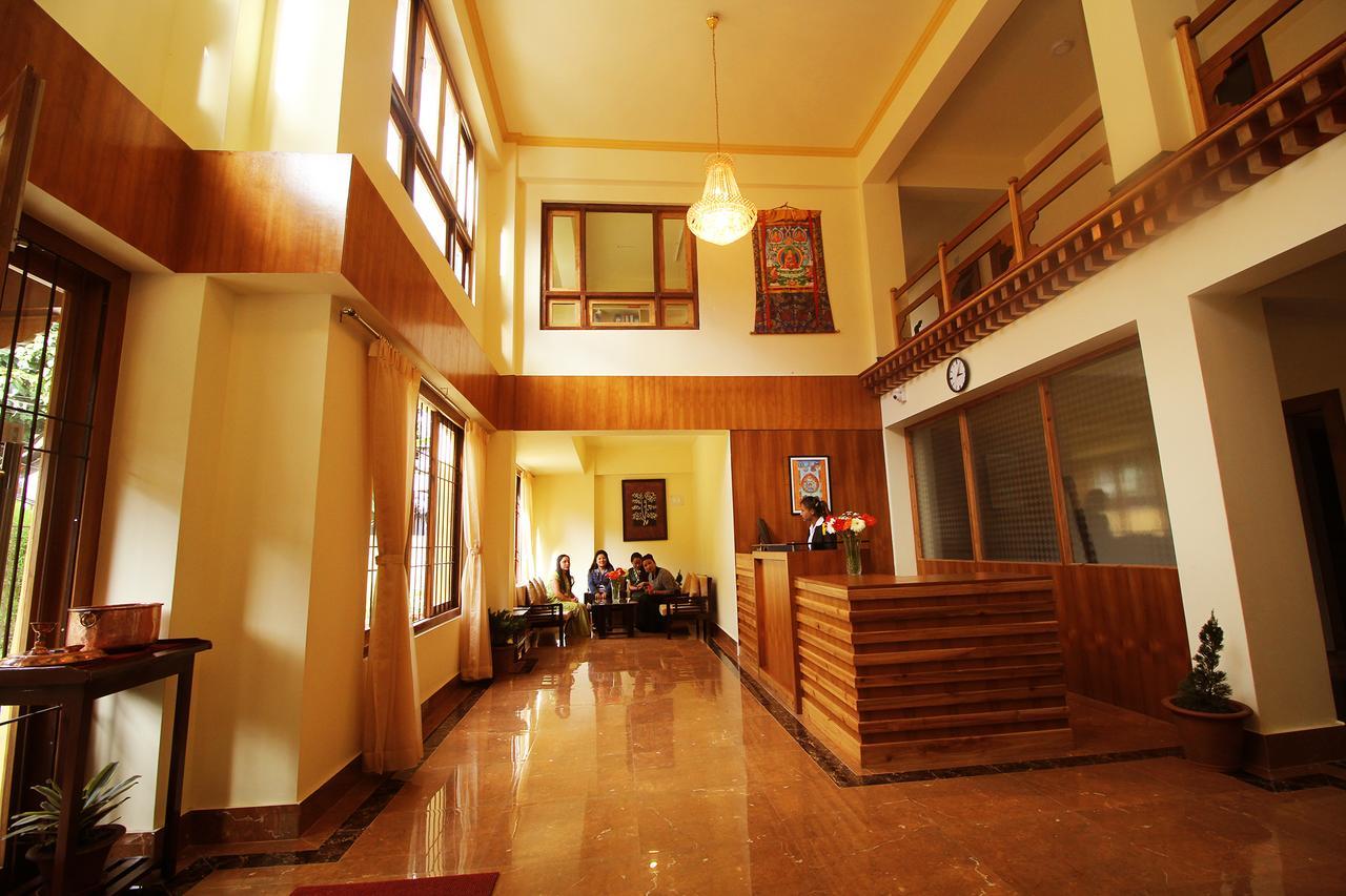 Hotel Tarayana Grand Gangtok Buitenkant foto